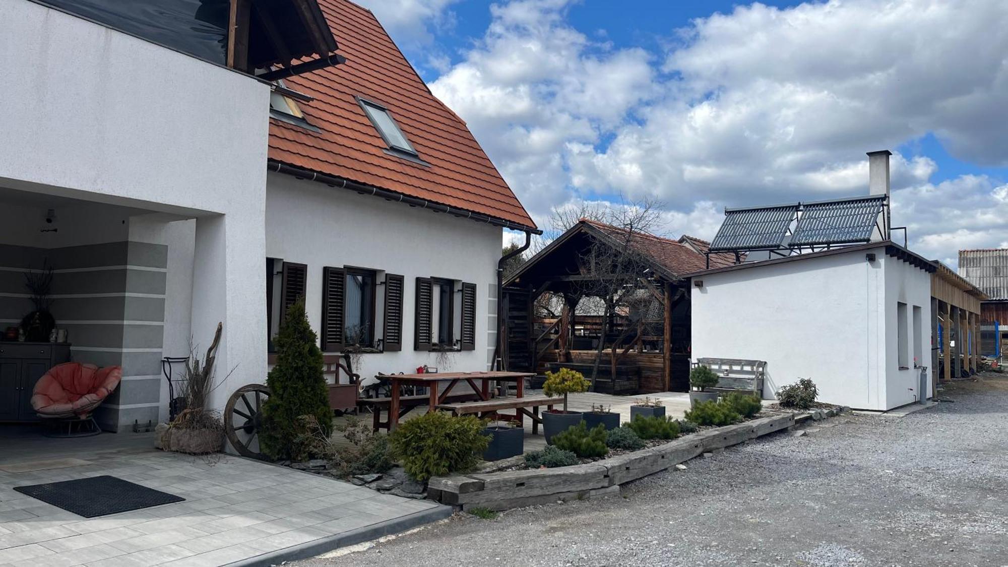 Csató Panzió - Pensiunea Csató Joseni  Exterior foto